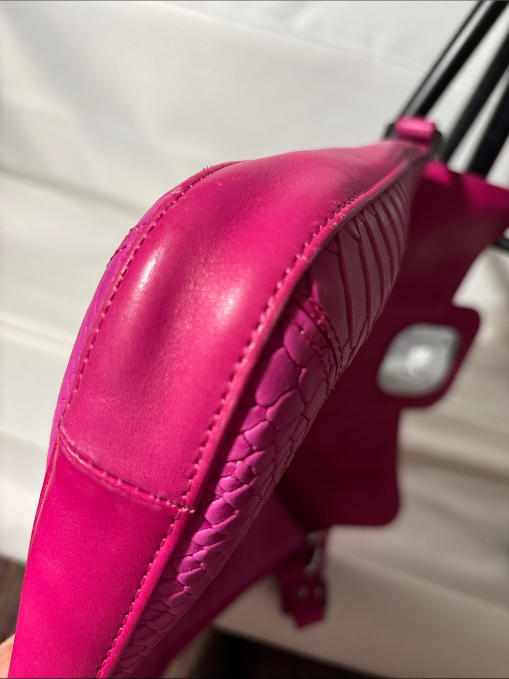Longchamp Bright Pink Women's Shoulder Bag - Picture 6 of 9